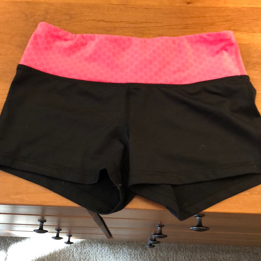 Womens small athletic shorts from XXI